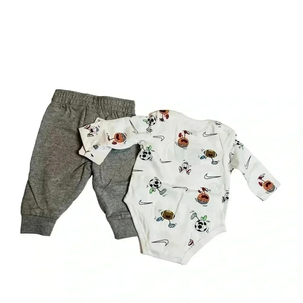 Nike Baby Boy's  Long Sleeve Bodysuit & Joggers Set Size 3 Months - Picture 2 of 5